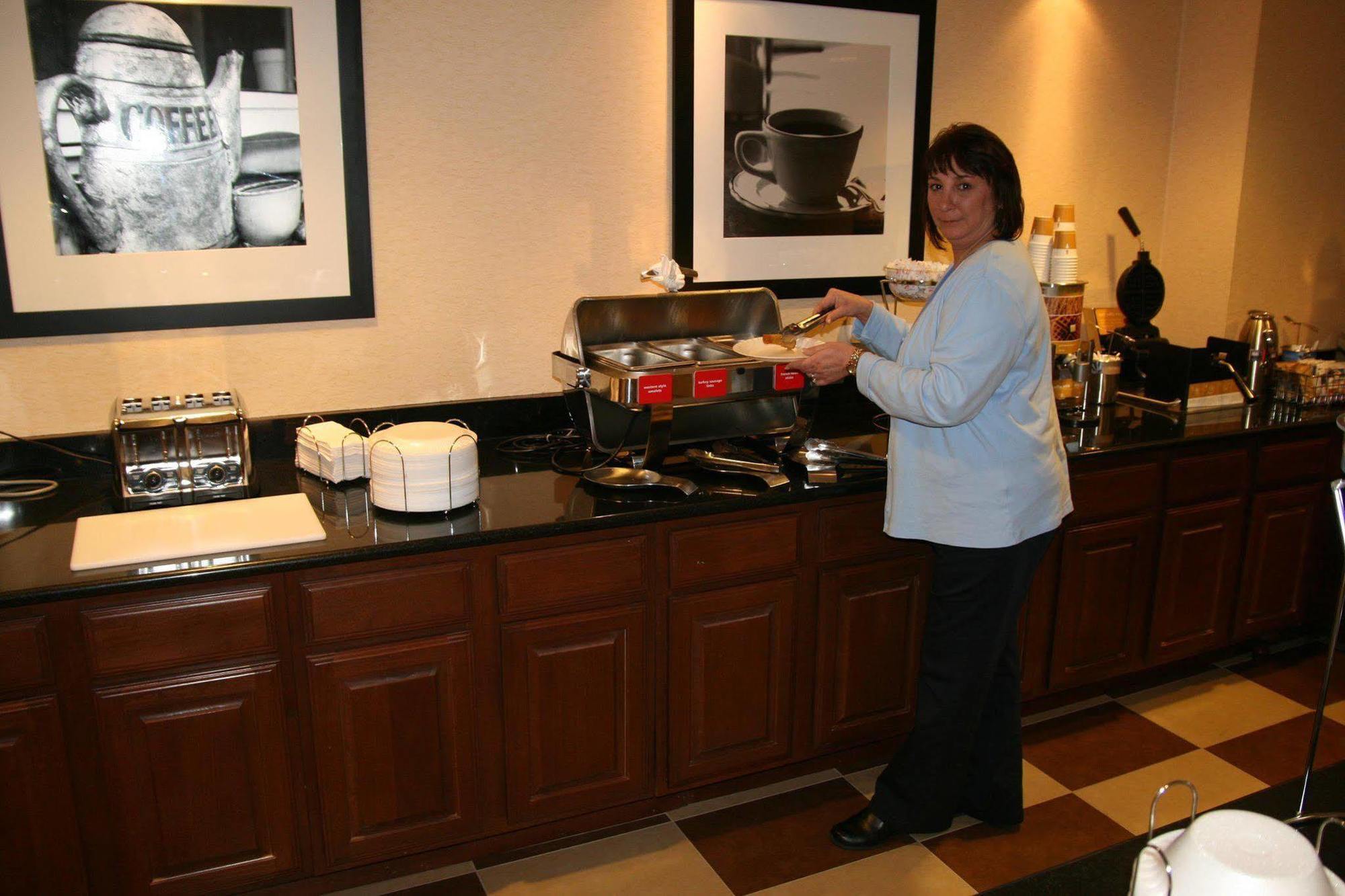 Hampton Inn & Suites Morgan City Restaurant photo